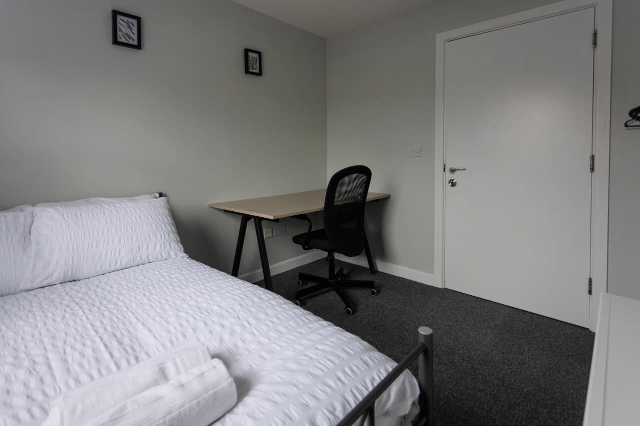 2 Bedroom Ground Floor Apartment 贝尔法斯特 外观 照片